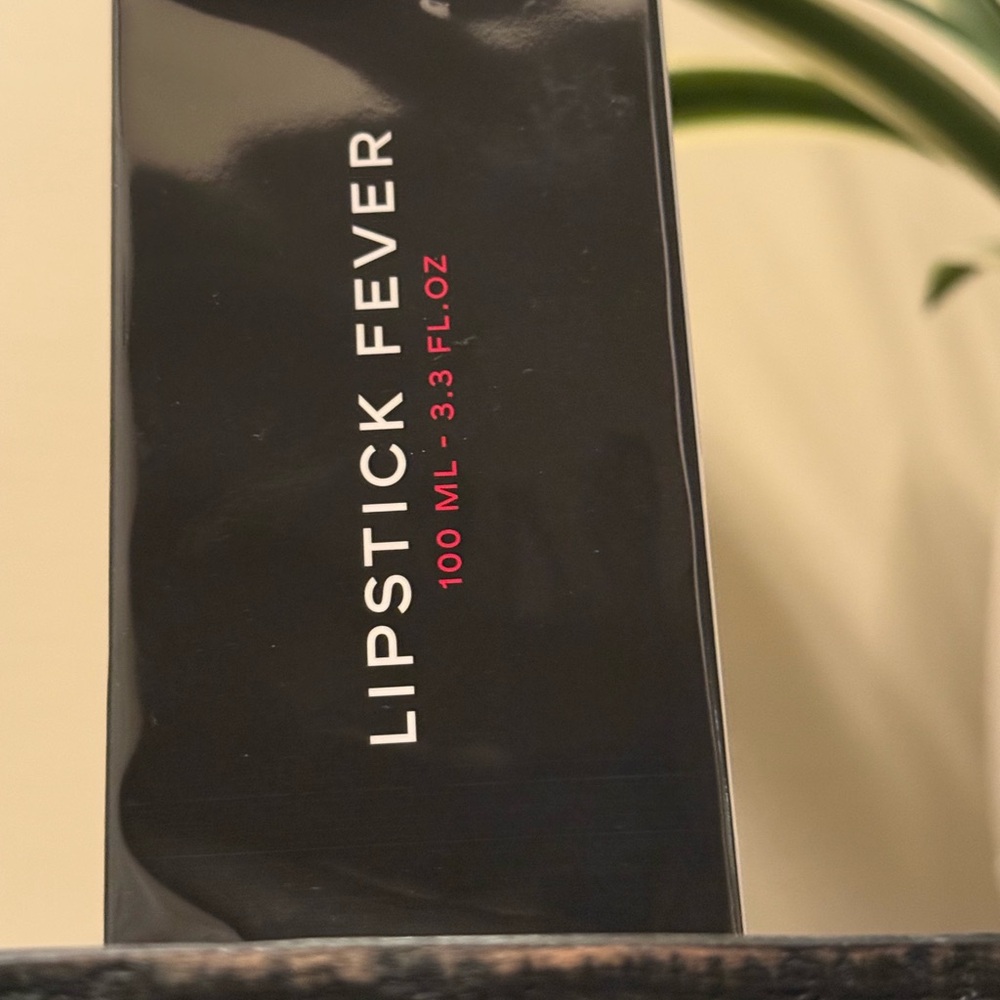 Juliette Has a Gun Lipstick Fever Eau de Parfum — 100 ML - Picture 7 of 11